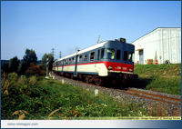 ALn 668.1066 sulla rampa del 16 per mille tra Cassago e Renate. Agosto 1993