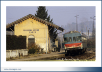 ALn 668 1107 + 1030 con il locale Monza Molteno in sosta a Biassono il 17 11 1985